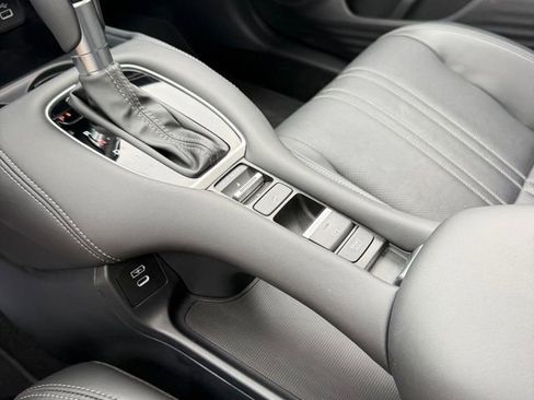 Certified 2024 Honda HR-V EX-L image 21