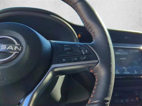 Used 2024 Nissan Kicks SR w/ SR Premium Package image 18