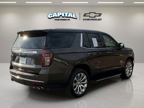 Used 2021 Chevrolet Tahoe Premier w/ Premium Package AWD/4WD image 5