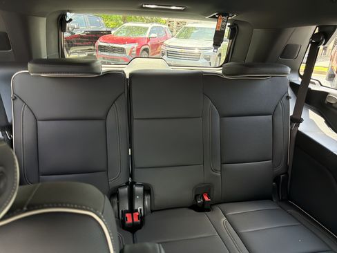 New 2026 Chevrolet Tahoe Premier w/ Sun And Tow Package AWD/4WD image 16