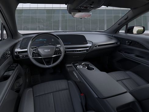 New 2025 Cadillac Lyriq Luxury w/ LPO, Floor Liner Package image 15