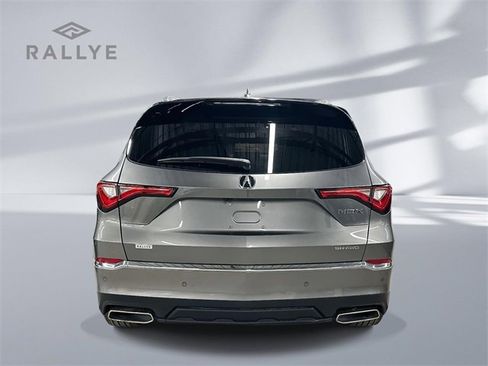 Used 2023 Acura MDX SH-AWD w/ Advance Package image 4