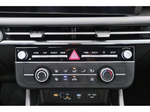 Certified 2025 Hyundai Santa Cruz SE image 26