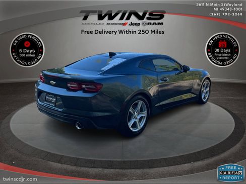 Used 2021 Chevrolet Camaro LT image 2