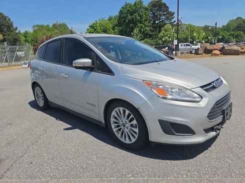 Used 2017 Ford C-MAX SE w/ Cold Weather Package FWD image 2