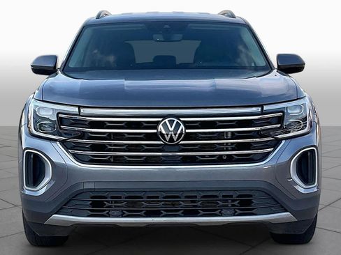 Used 2025 Volkswagen Atlas SE AWD/4WD image 3