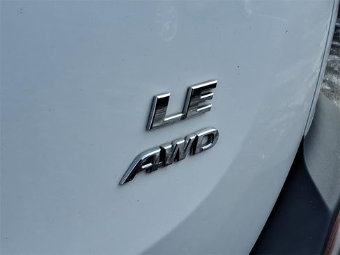 Used 2014 Toyota RAV4 LE image 25