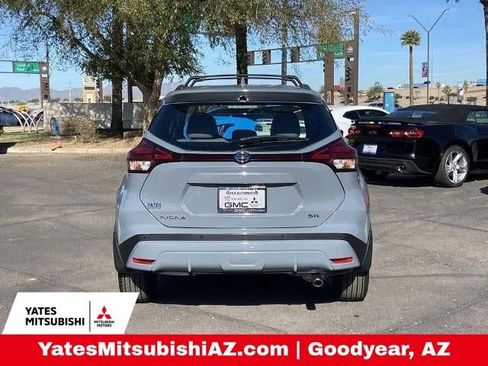 Used 2021 Nissan Kicks SR w/ SR Premium Package image 5