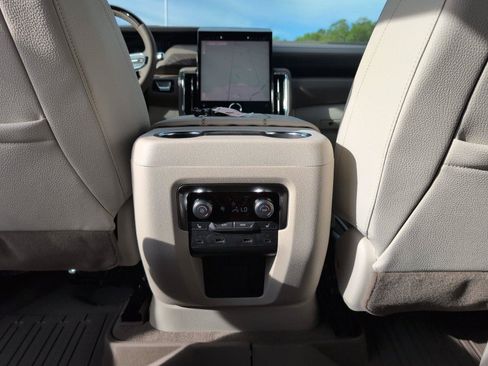 New 2026 GMC Yukon XL Denali w/ Denali Reserve Package AWD/4WD image 37