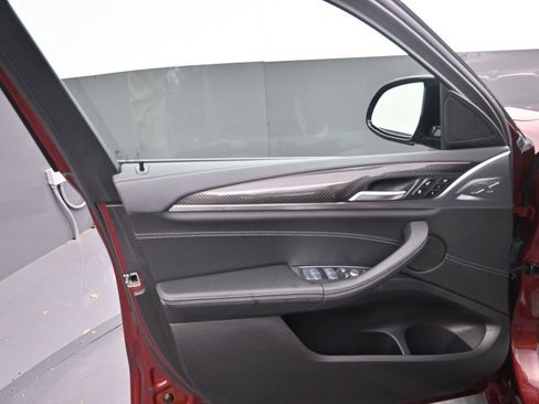 Certified 2022 BMW X4 M40i w/ Premium Package image 10