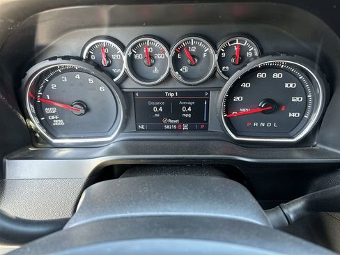 Used 2020 Chevrolet Silverado 1500 LT Trail Boss AWD/4WD image 11