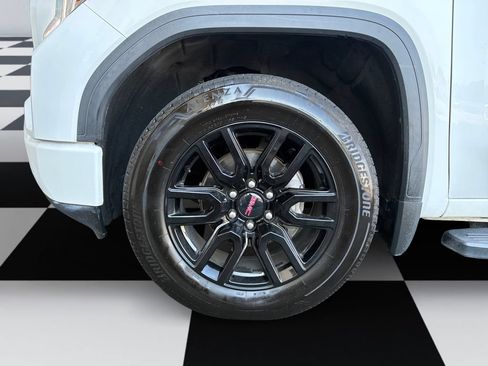 Used 2021 GMC Sierra 1500 Elevation w/ LPO, Elevation Black Package AWD/4WD image 14