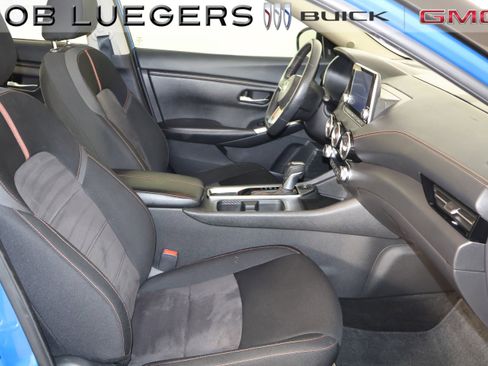 Used 2023 Nissan Sentra SR w/ Electronics Package FWD image 19