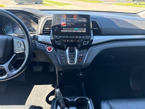 Certified 2024 Honda Odyssey EX-L image 26