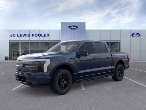New 2025 Ford F150 Lightning XLT w/ Max Trailer Tow Package image 2