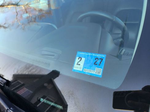 Used 2017 GMC Canyon SLT w/ Driver Alert Package image 34