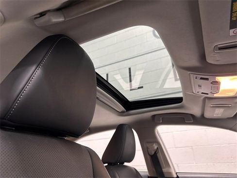 Used 2017 Lexus IS 300 300 image 8