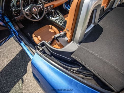 Used 2017 FIAT 124 Spider Lusso RWD image 44