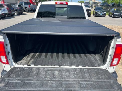 Used 2018 Chevrolet Silverado 1500 High Country AWD/4WD image 24