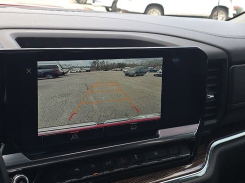 Used 2024 GMC Sierra 1500 SLE image 34