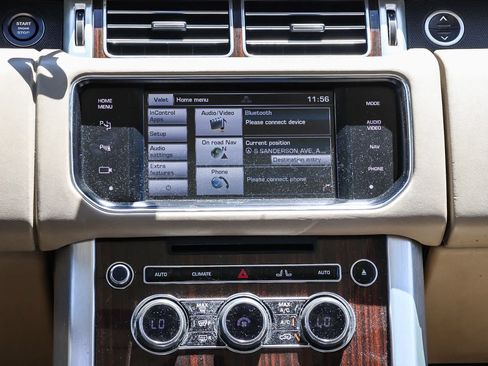 Used 2015 Land Rover Range Rover Supercharged AWD/4WD image 22