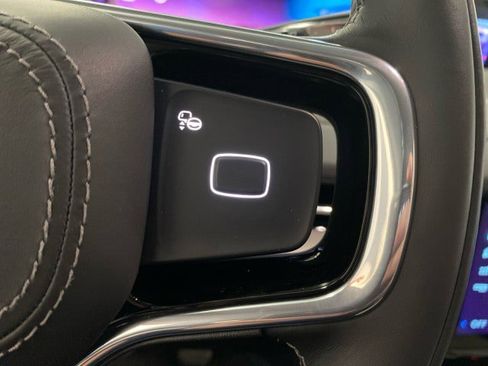 New 2026 Lincoln Navigator Premiere AWD/4WD image 23