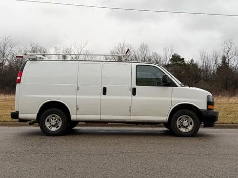 Used 2019 Chevrolet Express 2500 w/ Communications Package image 24