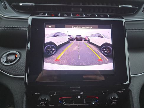 New 2025 Jeep Grand Cherokee L Laredo w/ Luxury Tech Group I image 13