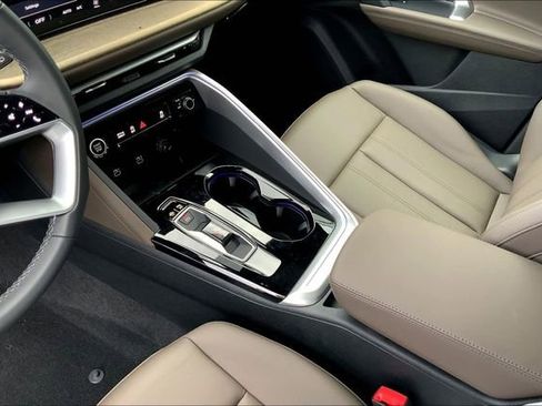 New 2025 Audi Q5 Premium Plus AWD/4WD image 8