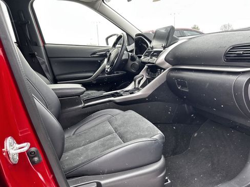 Used 2024 Mitsubishi Eclipse Cross SE image 19