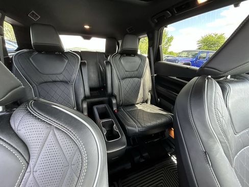 Used 2023 INFINITI QX60 Autograph w/ Cargo Package AWD/4WD image 15