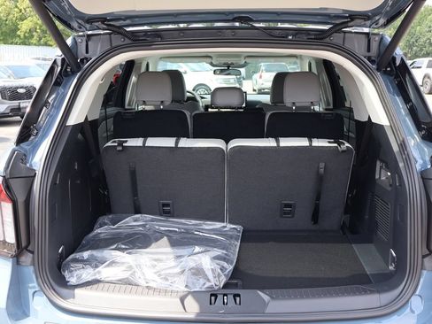 New 2026 Ford Explorer Active w/ Active Comfort Package AWD/4WD image 23