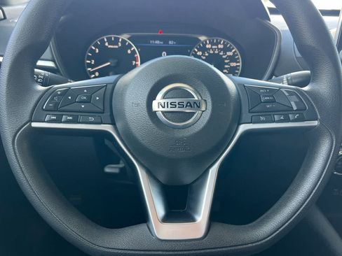 Used 2022 Nissan Altima 2.5 SV FWD image 24