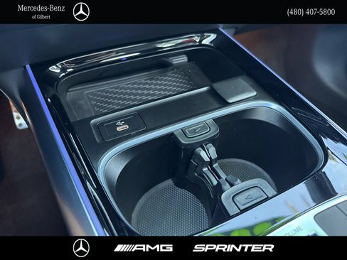 Used 2024 Mercedes-Benz GLA 35 AMG 4MATIC image 29