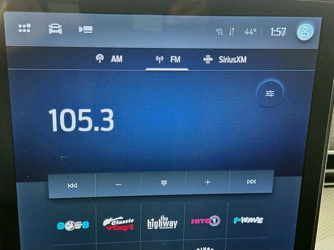 Used 2023 Ford Mustang Mach-E Select image 21