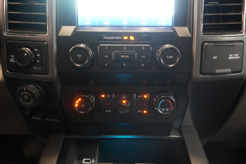 Used 2019 Ford F150 XLT w/ Equipment Group 302A Luxury AWD/4WD image 20