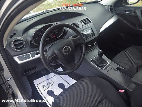 Used 2013 MAZDA MAZDA3 i SV image 17