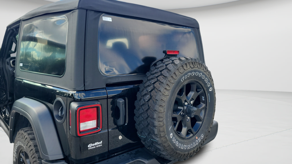 Used 2021 Jeep Wrangler Sport AWD/4WD image 9
