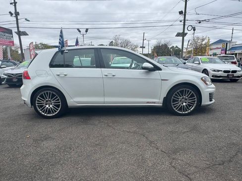 Used 2016 Volkswagen GTI S FWD image 6