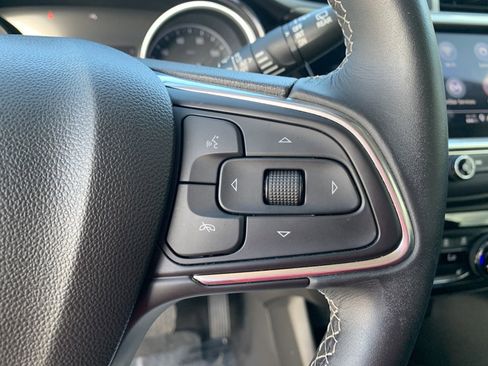 Used 2021 Buick Encore GX Select FWD image 33