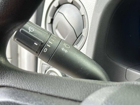 Used 2022 Ford E-350 and Econoline 350 Super Duty image 38