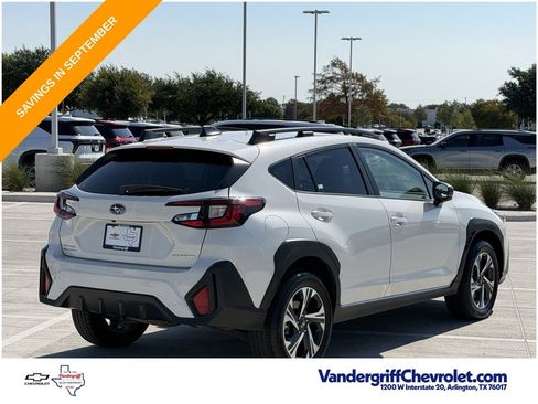 Used 2025 Subaru Crosstrek 2.5i Premium AWD/4WD image 4