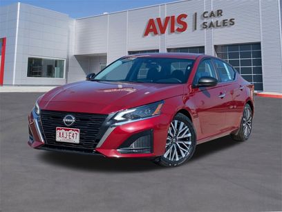 Used 2024 Nissan Altima 2.5 SV
