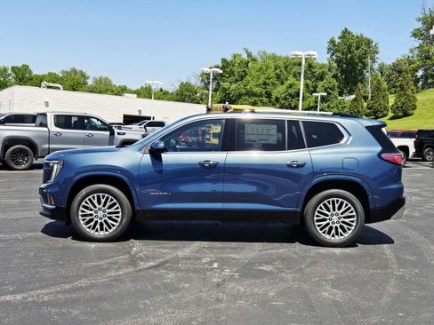 New 2026 GMC Acadia Denali w/ Super Cruise Package FWD image 6