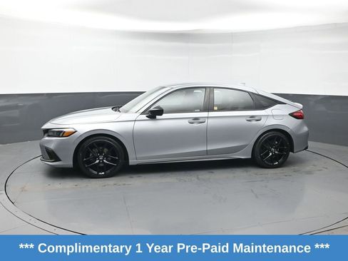 Used 2023 Honda Civic Sport image 2
