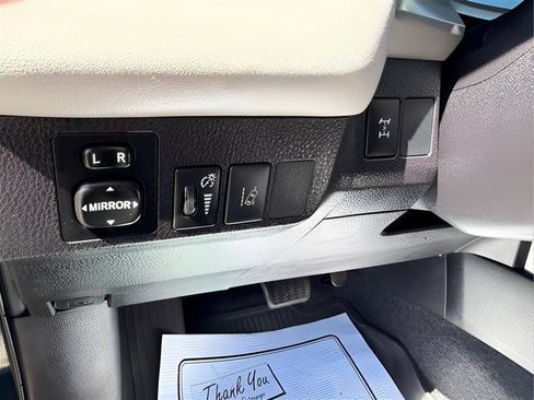 Used 2017 Toyota RAV4 XLE w/ Plus Extra Value Package image 23