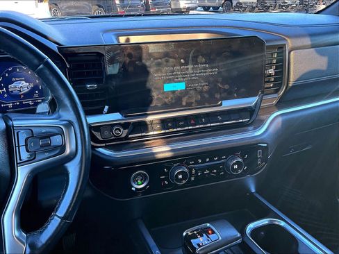 Used 2022 Chevrolet Silverado 1500 RST w/ Z71 Off-Road Package image 17