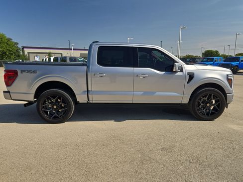 Used 2025 Ford F150 Platinum w/ Equipment Group 702A High AWD/4WD image 2