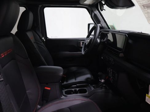 New 2026 Jeep Gladiator Rubicon AWD/4WD image 14