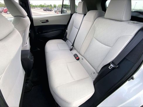 Used 2023 Toyota Corolla Cross LE image 20